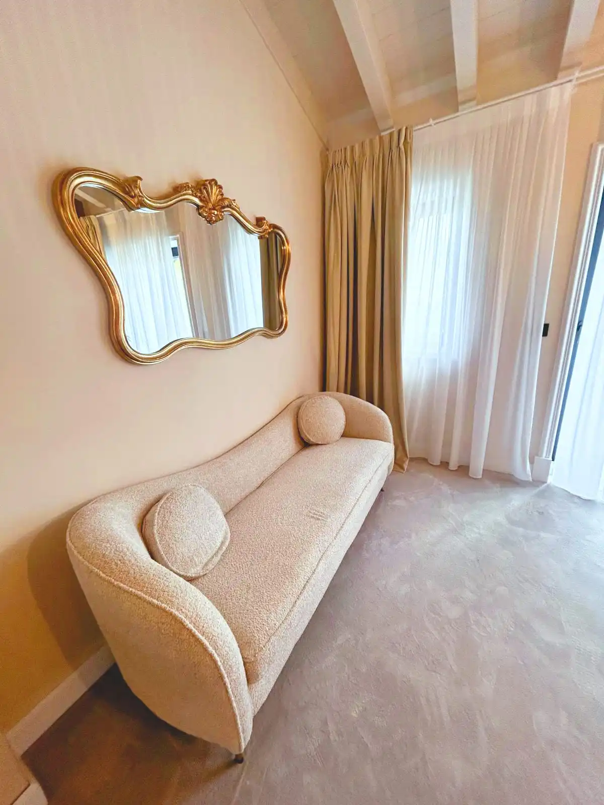 Suite - 3