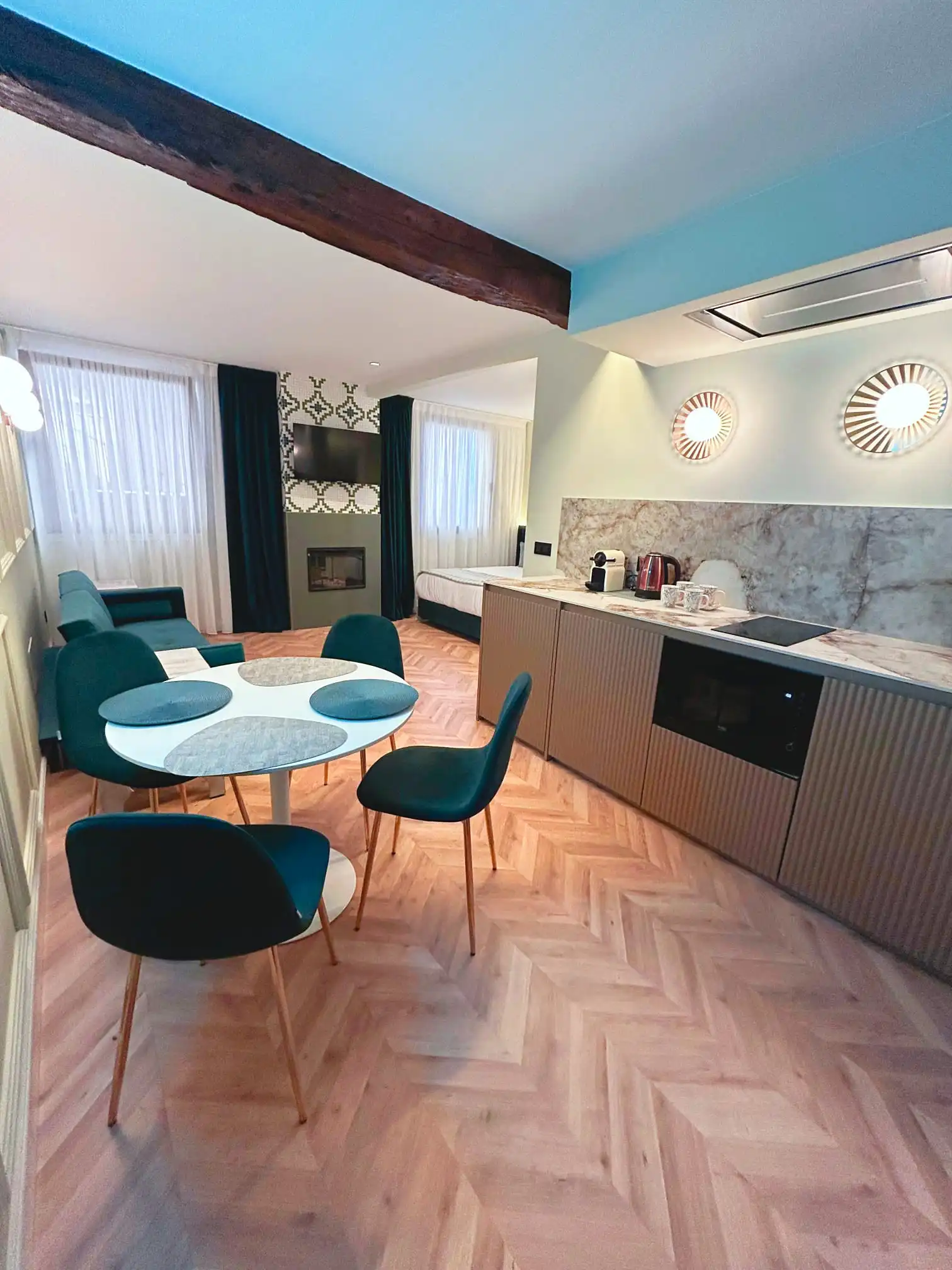 Estudio - 28